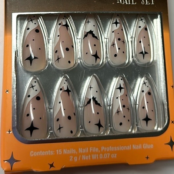 Salon Perfect Bewitched Nail set - Picture 2 of 7